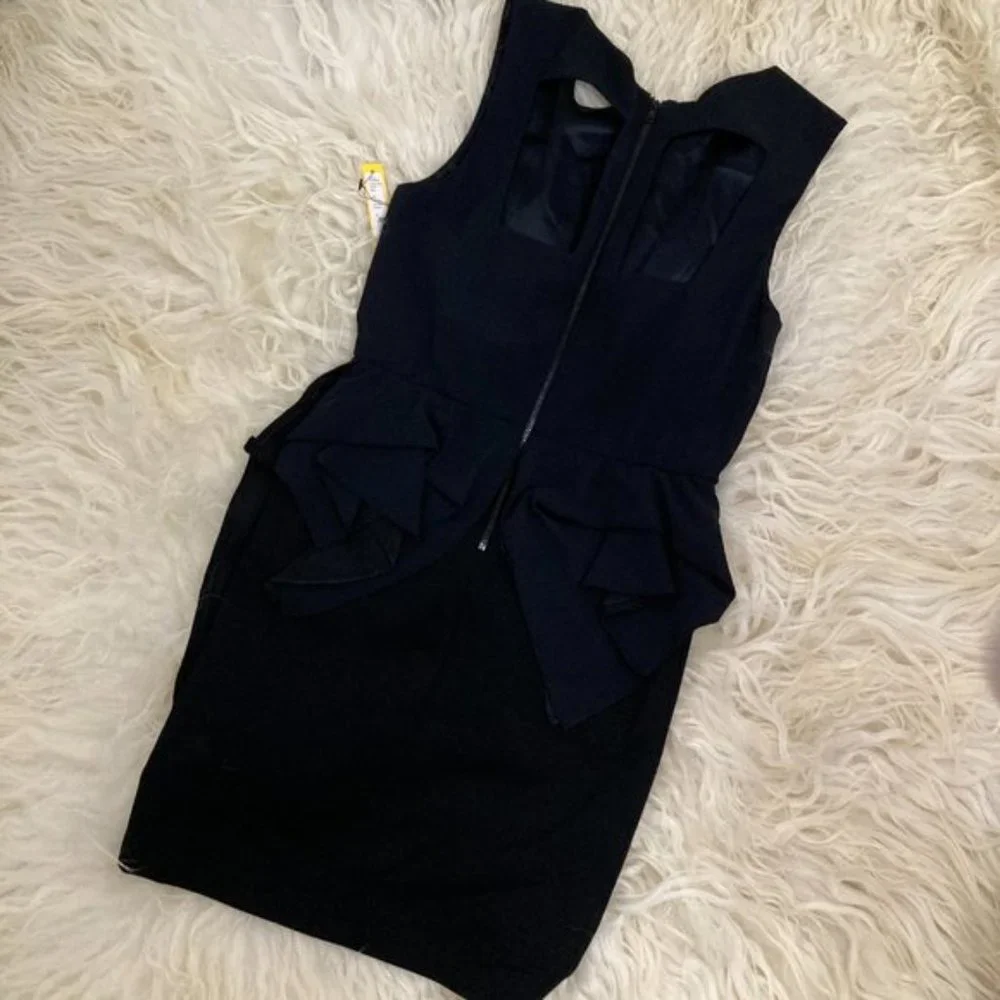 Alice & Olivia Tatum t-back mini dress 0721 - Picture 6 of 7